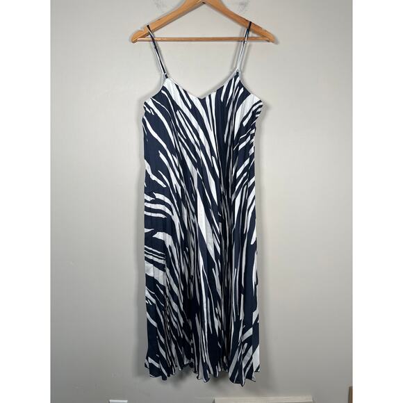 Banana Republic Strappy V Neck Pleated Midi Dress Womens Dress Size S Navy White - Picture 5 of 9